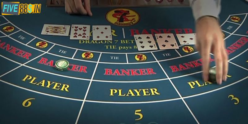 Luật baccarat chi tiết mà mọi người cùng hiểu rõ